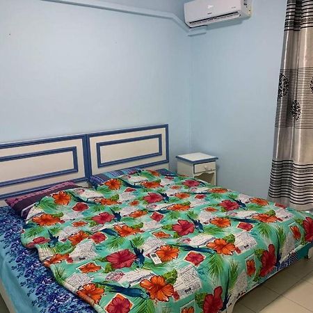 Well Equipped Peaceful 3 Bedroom Apartment Flic en Flac Экстерьер фото