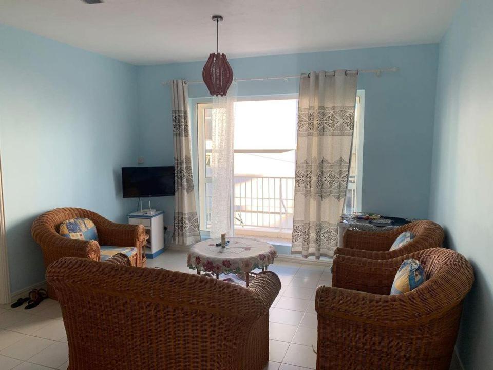Well Equipped Peaceful 3 Bedroom Apartment Flic en Flac Экстерьер фото